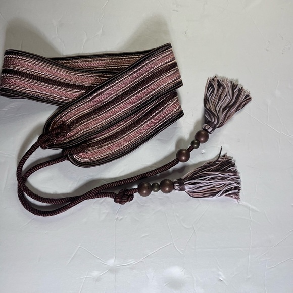 Women’s beaded tassel sash belt OS - Picture 5 of 7